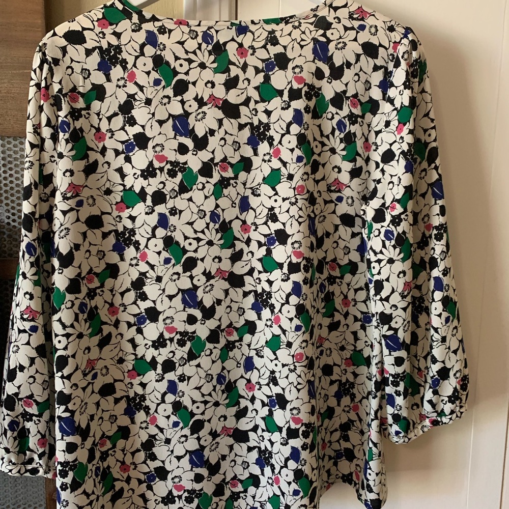 Talbots medium blouse - Picture 5 of 7